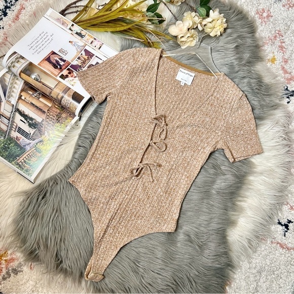 Privacy Please Tan Tie Front Women’s Cutout Thong Ribbed Bodysuit Sz S - Picture 11 of 11